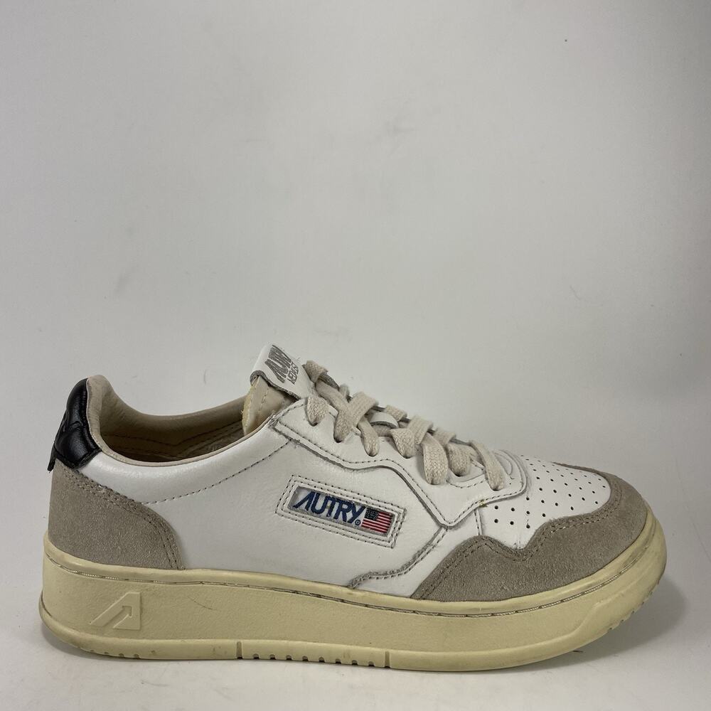 Autry Medalist Low Sneakers Womens Size 38/8 White Grey Suede Bicolor Court Shoe